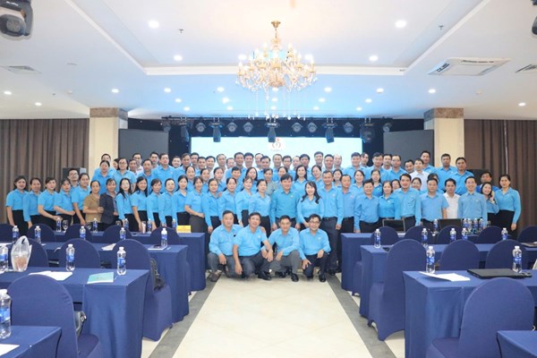 Hơn 100 cán bộ Công đoàn ở Đồng Tháp được trang bị kỹ năng sát cơ sở