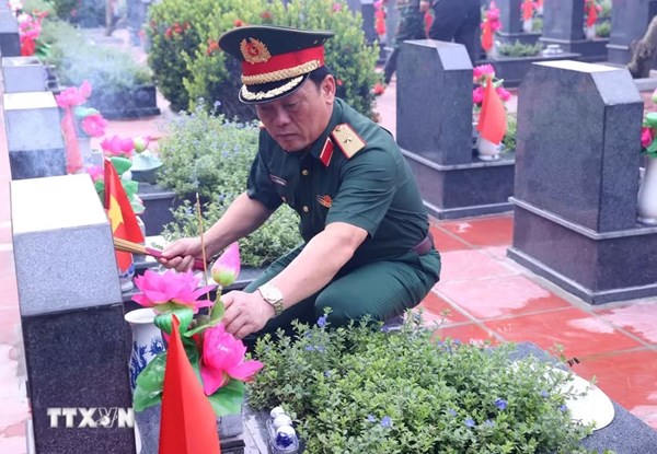 Hà Nội hoàn thành lấy mẫu hài cốt liệt sỹ tại 230 nghĩa trang