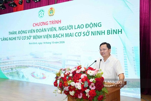 Tổng LĐLĐ Việt Nam thăm, động viên bác sĩ, nhân viên y tế tại Bệnh viện Bạch Mai và Bệnh viện Hữu nghị Việt Đức cơ sở 2