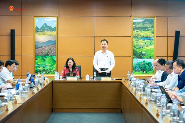 Không để “khoảng trống” về quy định công chứng trong lĩnh vực đất đai