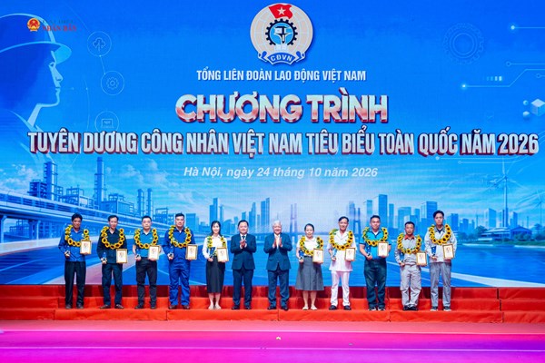 Phó Chủ tịch Thường trực Quốc hội Đỗ Văn Chiến dự Lễ Tuyên dương Công nhân Việt Nam tiêu biểu năm 2026