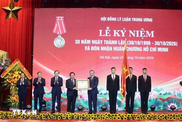 Hội đồng Lý luận Trung ương tiếp tục khẳng định vai trò nòng cốt trong nghiên cứu và tư vấn chiến lược