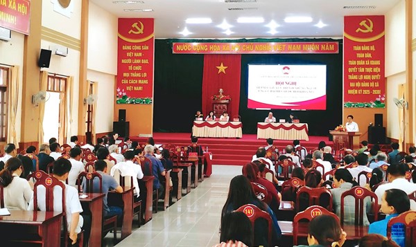 Ứng cử viên đại biểu Quốc hội khóa XVI tại đơn vị bầu cử số 5 tiếp xúc cử tri 4 xã phía Tây Gia Lai