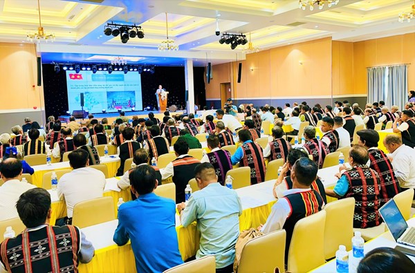Đà Nẵng: Người có uy tín vùng dân tộc thiểu số là cầu nối quan trọng giữa cấp ủy, chính quyền với Nhân dân