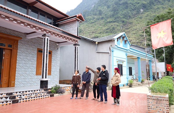 Cán Tỷ vượt khó xây dựng nông thôn mới