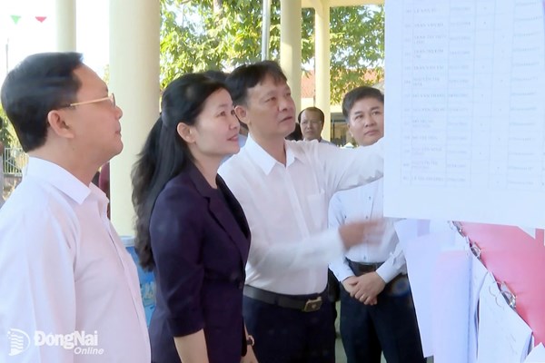 Đồng Nai: Phó Bí thư Thường trực Tỉnh ủy Tôn Ngọc Hạnh kiểm tra công tác chuẩn bị bầu cử