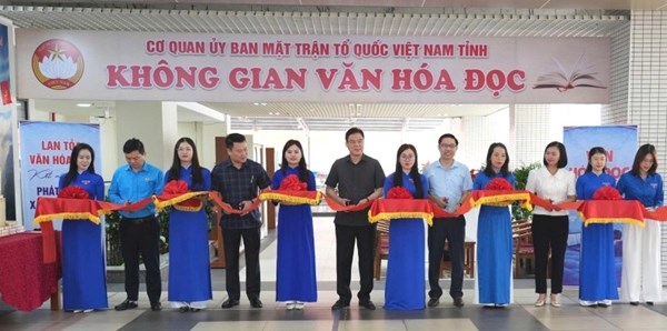 Ủy ban MTTQ Việt Nam tỉnh Cao Bằng khai trương “Không gian văn hóa đọc” 