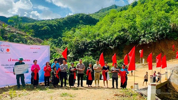 Gắn kết lòng Dân